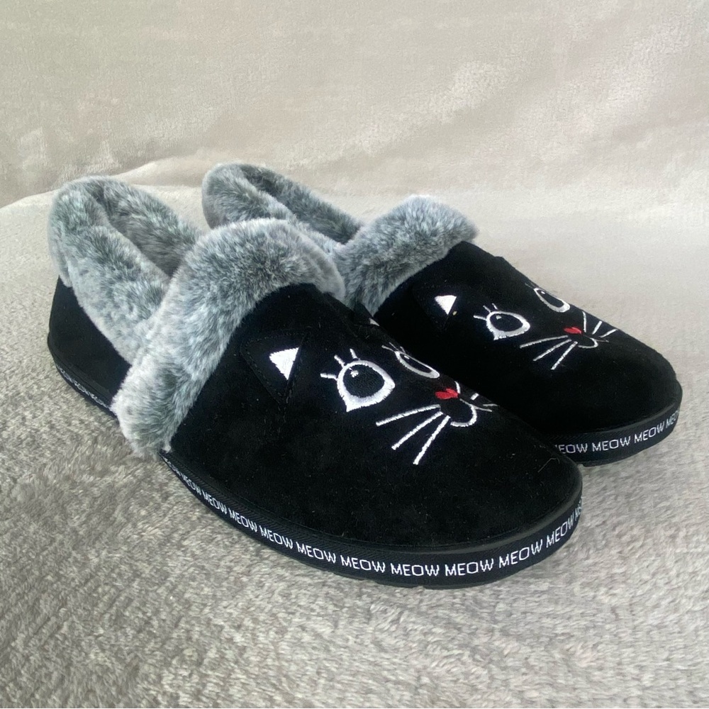 BOBS From Skechers Too Cozy Shoes Womens Size 11 Black Cat Slippers Fur NEW